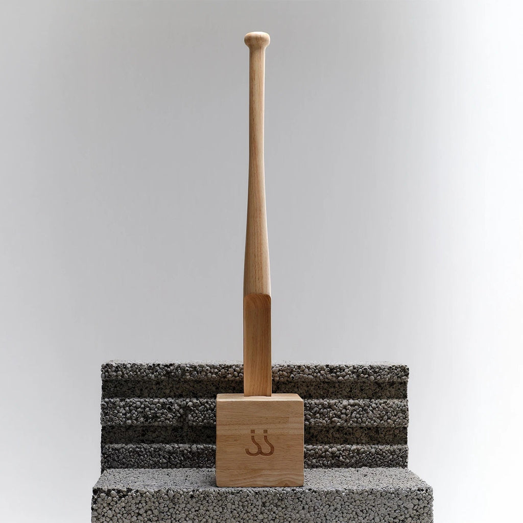 Illogical Bat – Shoerhorn